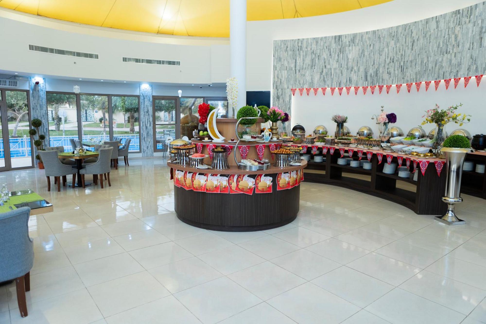 Swiss International Hotel Villas Unaizah - Al Qassim Exterior foto